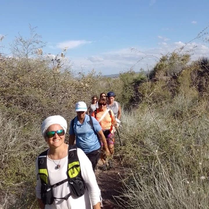 Una innovadora propuesta combina Senderismo consciente y yoga en Vallecitos