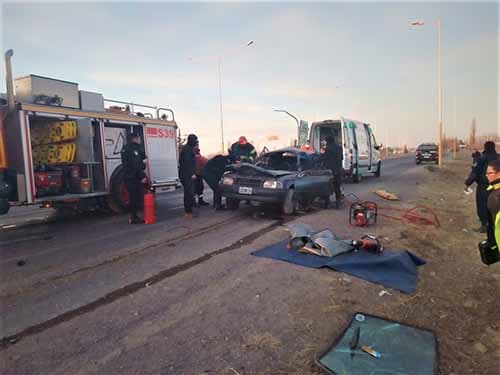 Un hombre está grave tras un accidente en Luján y hay tres jóvenes heridos