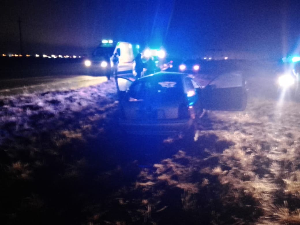 Dos caballos se cruzaron en el Acceso Sur en Luján y un hombre resultó herido