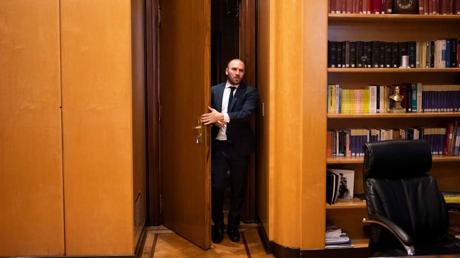 Se fue Martín Guzmán al Ministerio de Economía y renuncian otros funcionarios