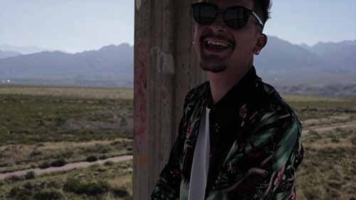 Ser emprendedor: Fabricio Guzmán es albañil y canta urbano