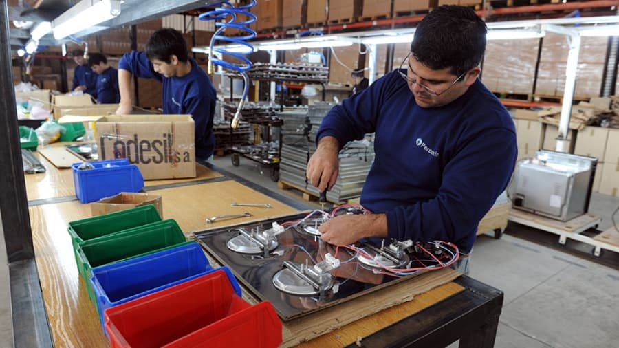 Adler: «55,9% de desempleo es la causa de inflación»