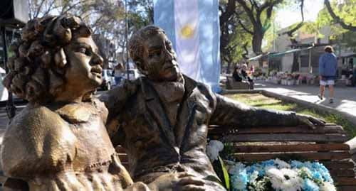 El 24 de agosto, Día del Padre, la fecha que busca instaurarse en el país