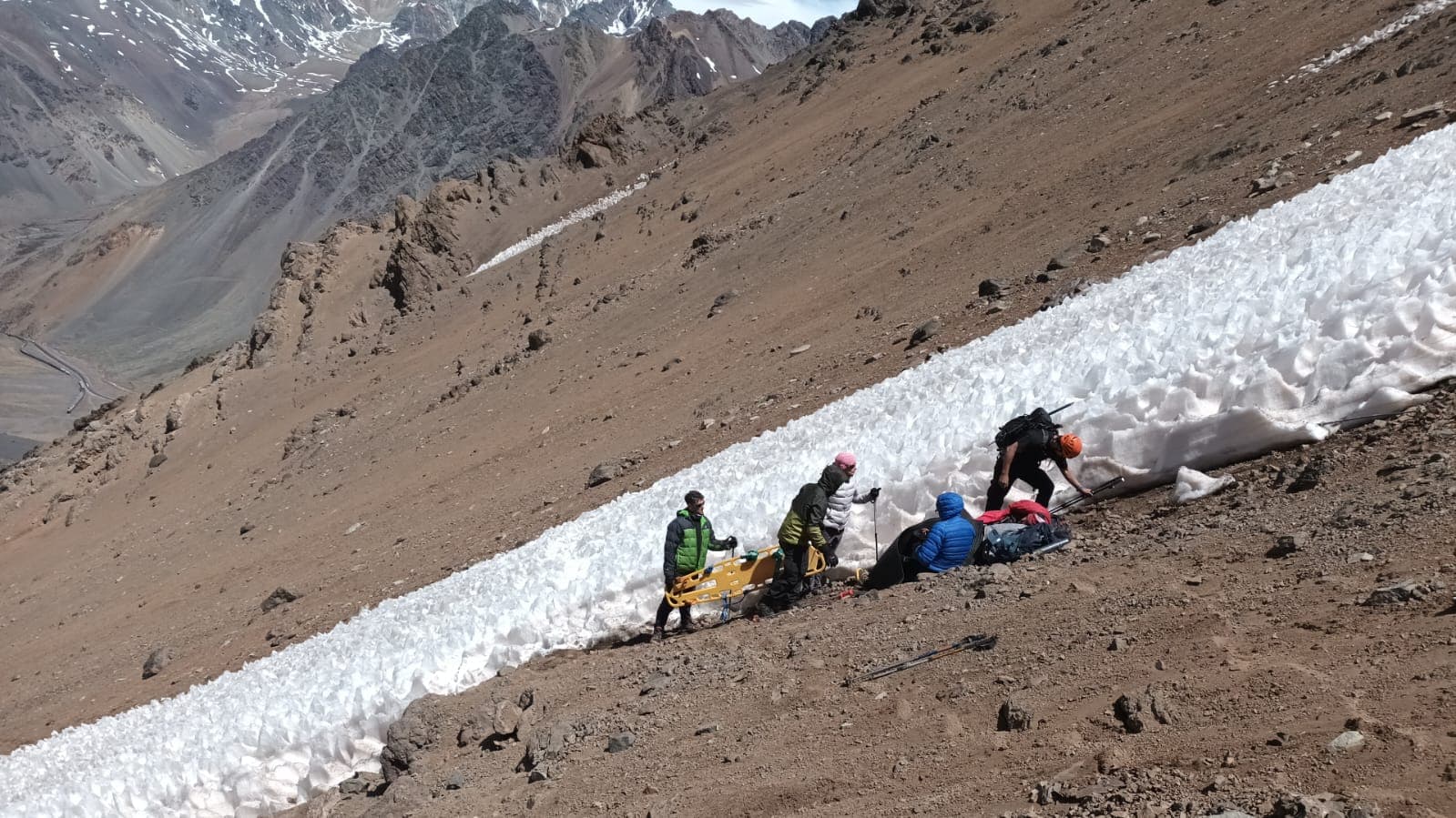 Tras un derrumbe, rescataron un andinista en Potrerillos