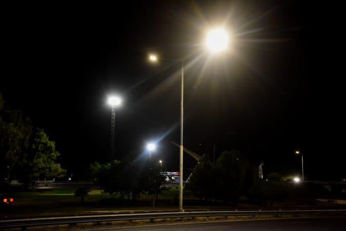 Aráoz y Azcuénaga tienen nueva iluminación LED sobre el Acceso Sur