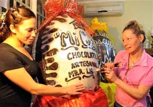 ¡Llega un huevo de pascuas de 100 kilos a Luján!