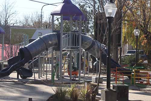 Sconfienza invitó a descubrir la nueva plaza de Chacras y visitar la Fiesta del Chocolate