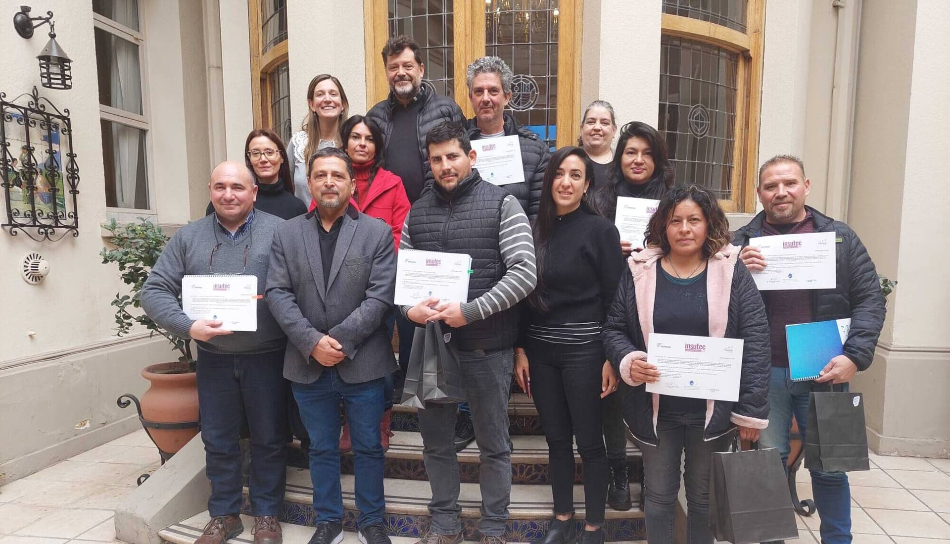 Emesa capacitó a 2 escuelas técnicas de Luján en proyectos de Eficiencia Energética