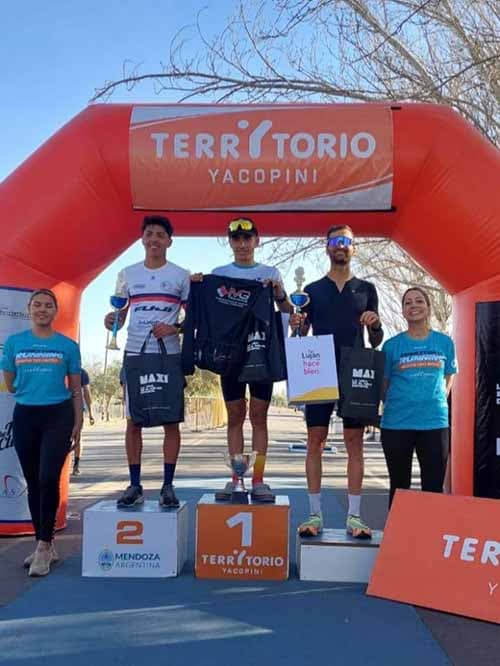 A pesar del zonda, los 85 participantes se midieron en el Duatlón de Luján