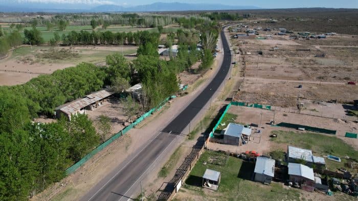 El Carrizal: reparan ruta 16 previa a la temporada de pesca