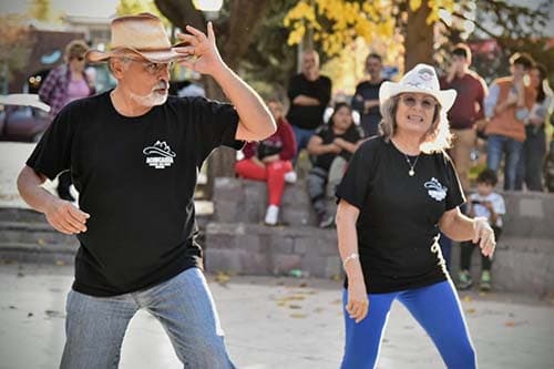 Fiesta de San Patricio musica country