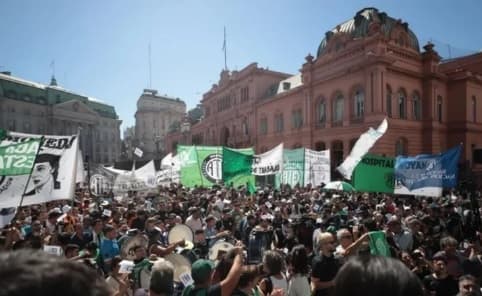 ATE prepara un paro de 24 horas contra la Ley Bases.