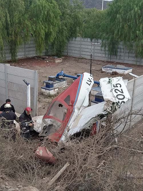 Cayó una avioneta en La Puntilla.