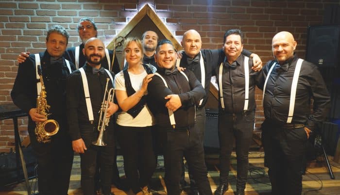 Fiesta Go Back para bailar con la música de los '70, '80 y '90.