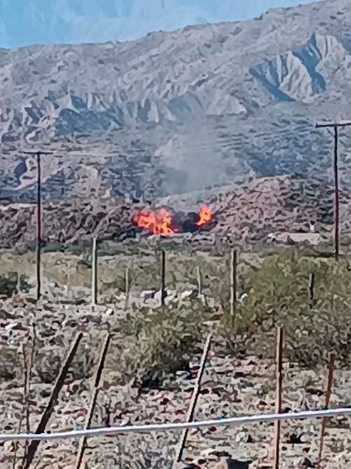 Tras 9 horas, sofocaron las llamas en un basural en Las Vegas.