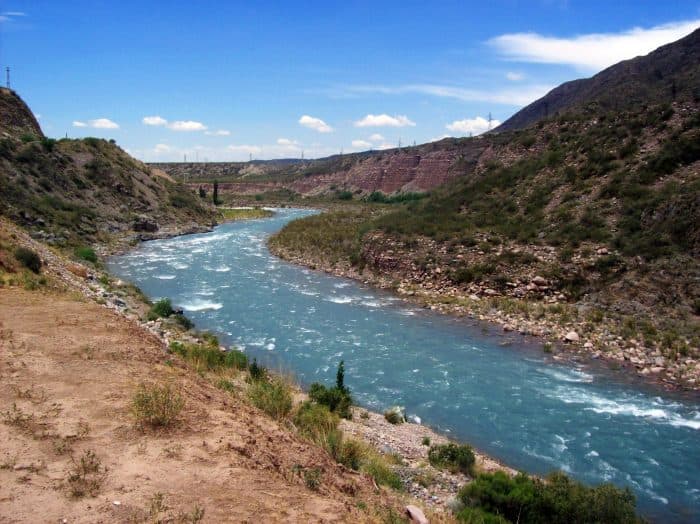 Fondo del agua. Día Provincial del Agua: Un encuentro en la Alberdi