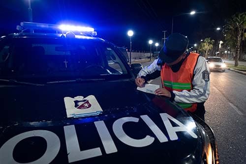 chocó local asalto hombre Al volante: una detenida en Luján y un fallecido en Tupungato.