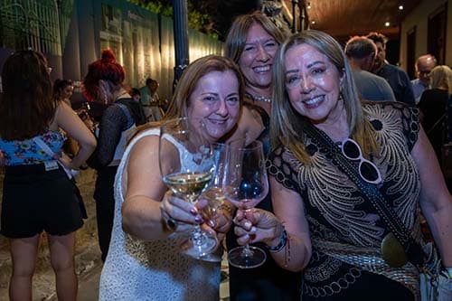 reprogramado dionisias winer fair