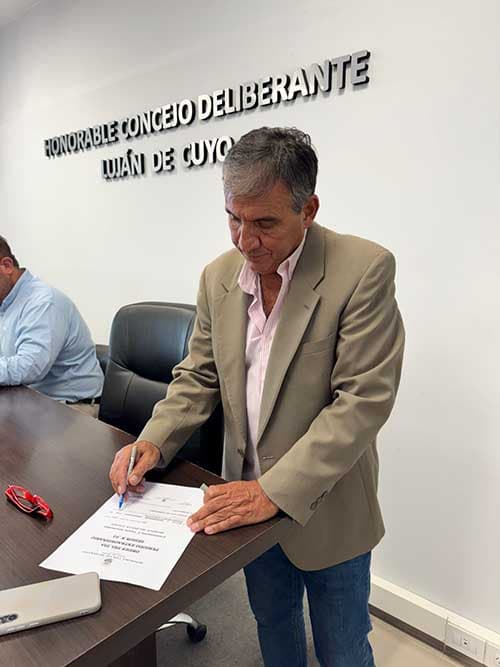 Naturalista andres scofienza El HCD de Luján aprobó la licitación para la playa Carrizal de Abajo