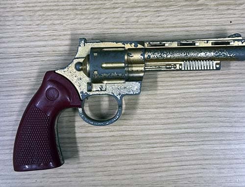 Lo amenazó con un arma de juguete en Luján.