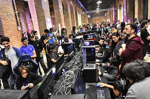 Llega el Underc0de Day 2025, la expo digital más copada