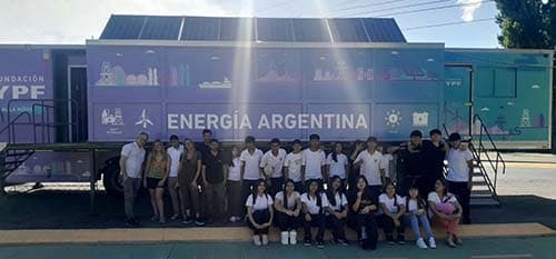 Así fue la visita al Aula Móvil de Fundación YPF