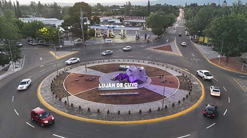 Inauguración de la rotonda de Azcuénaga y nueva terminal