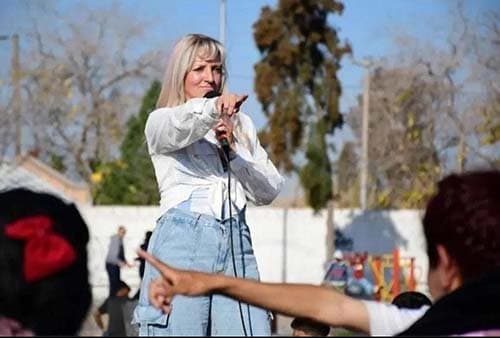 Piden oraciones por la salud de Claudia Mellado