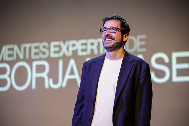 Borja Vilaseca presenta su conferencia en Mendoza