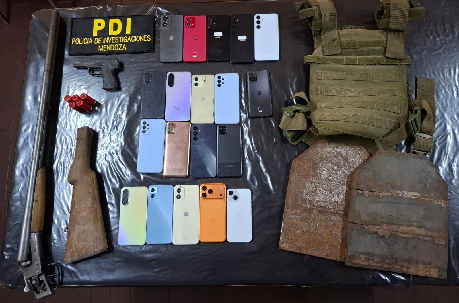 Fabricaban chalecos antibalas para robar en la Ruta 7